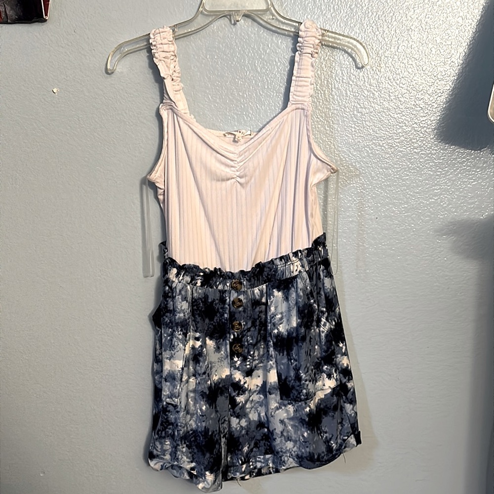 Cute white and blue shorts